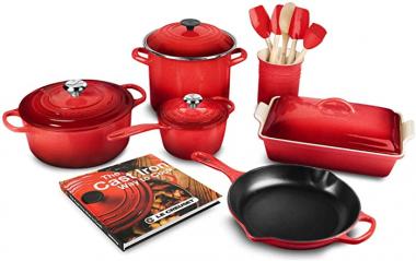 Le Creuset 16-piece Cookware Set, Cerise (Cherry Red)