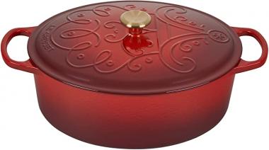 Le Creuset Noel Collection: Signature Cast Iron Oval Dutch Oven, 6.75 qt, Cerise Applique w/Gold Knob