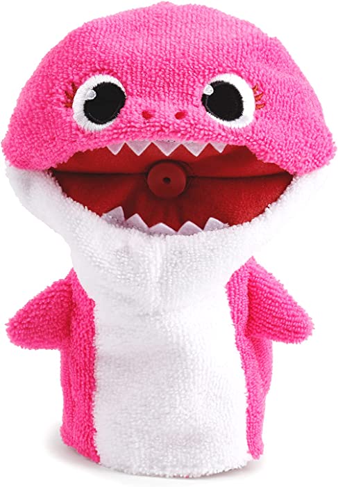 Baby Shark Official - Splash & Spray Mommy Shark Bath Buddy