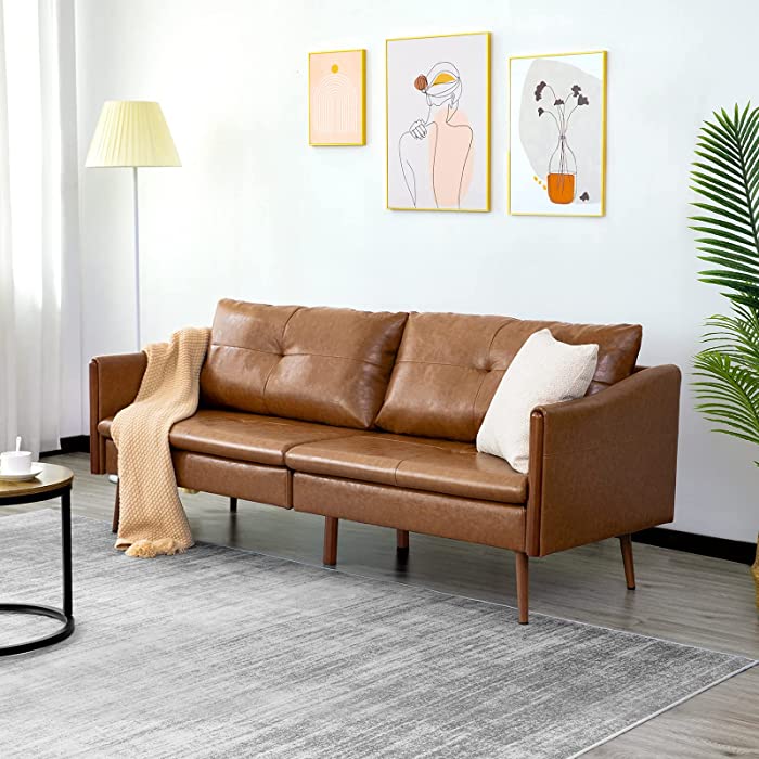 Vonanda Faux Leather Sofa Couch, Mid Century Modern Leather Couch 3-Seater Leather Sofa with Clean Lines and Wooden Decor on Sofa Armrest for Living Room, Caramel