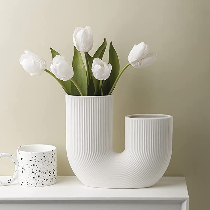 White Minimalist Ceramic U Shape Boho Flower Vase for Pampas Grass. Japandi, Nordic, Scandi, Minimalist, Modern Decor for Shelf, Living Room, Table, Centrepiece, Home Decor and Kitchen