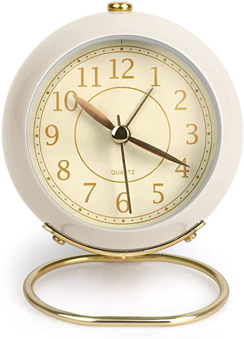 Alarm Clock Battery Operated, White Small Vintage Clock with Night Light, Silent Non-Ticking Classic Table Clock Desk Clock, Analog Alarm Clock for Kids for Bedroom Bedside Indoor Decor