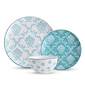 Dinnerware set