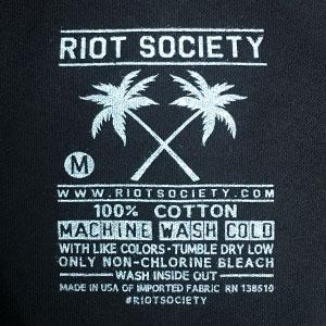 Riot Society short sleeve inner neck label