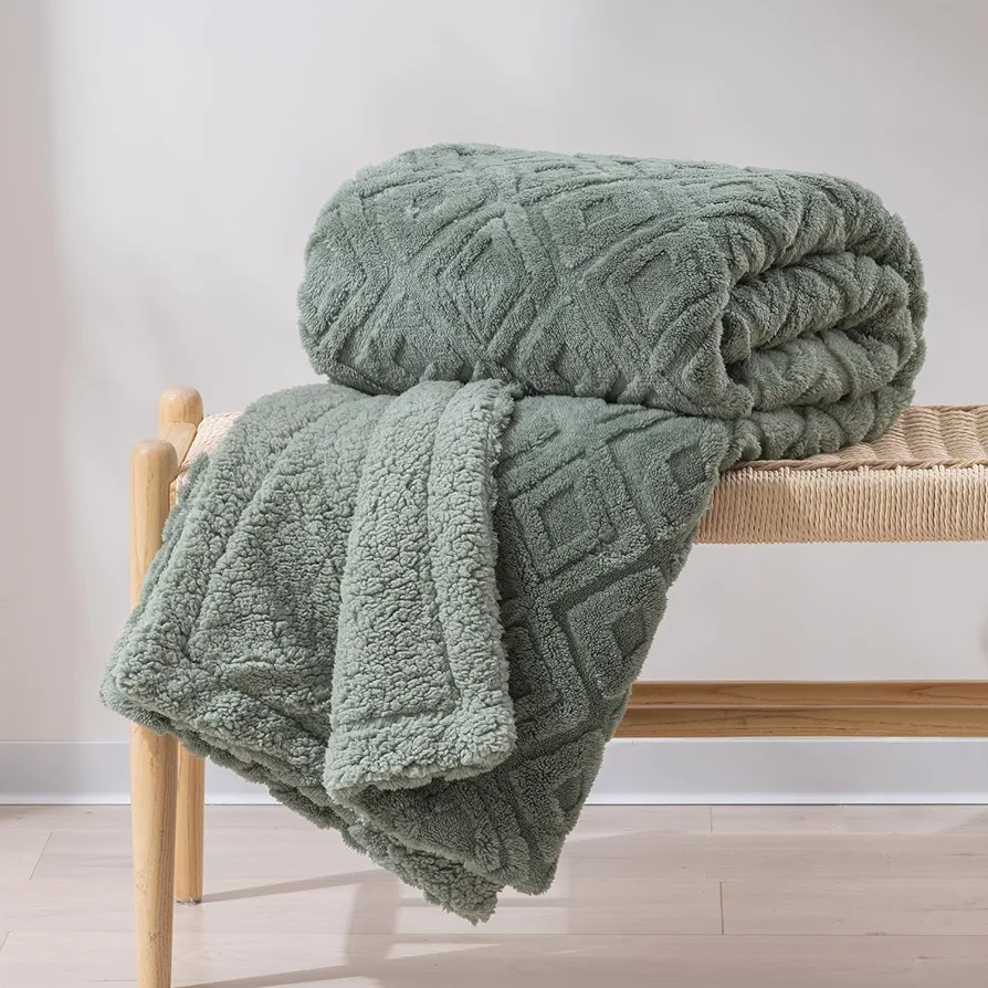 EVERGRACE Jacquard Boho Sherpa Fleece Throw Blanket for Couch, Super Soft Cozy Fuzzy Plush Blankets for Winter, Reversible Thick Warm Blanket for Bed, Sofa, Living Room, Sage Green, 50" x 60"