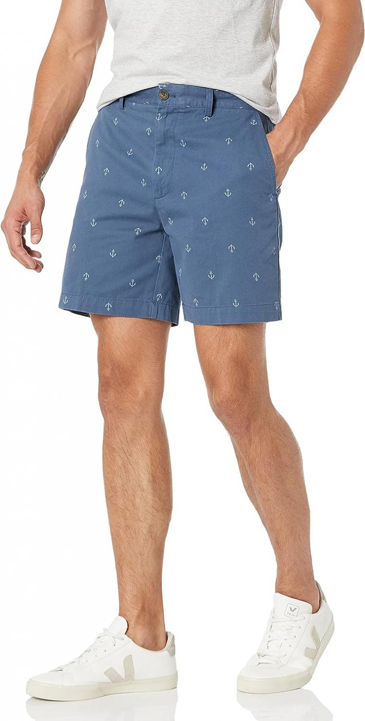 Amazon Essentials Men's Classic-Fit 7" Short