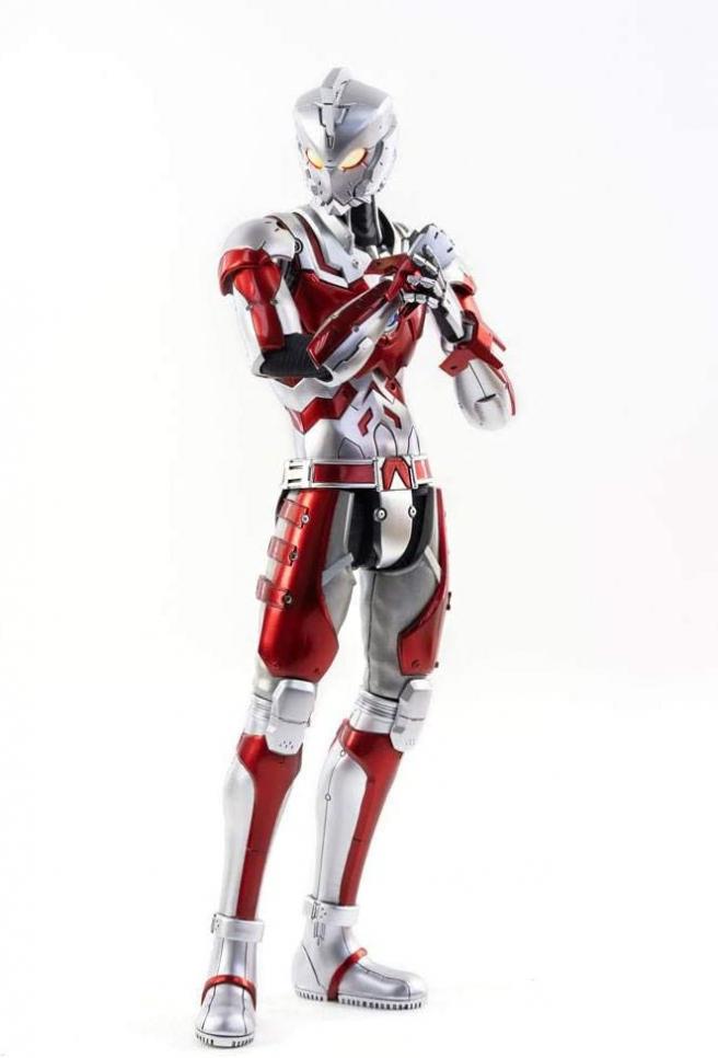 ThreeZero Ultraman Ace (Anime Edition) 1:6 Scale Action Figure, Multicolor