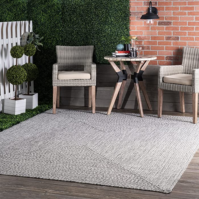 nuLOOM Wynn Braided Indoor/Outdoor Area Rug, 3' x 5', Light Grey/Salt and Pepper