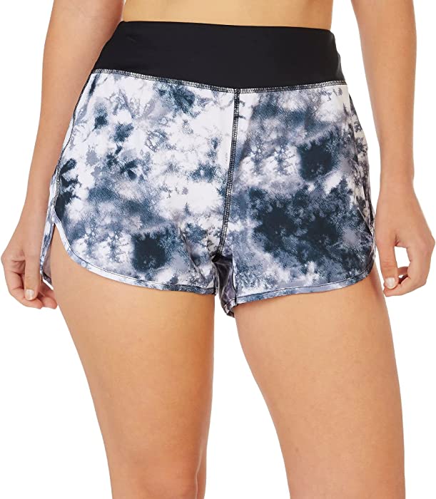 Reel Legends Womens 3 in. Tie Dye Beach Active Shorts