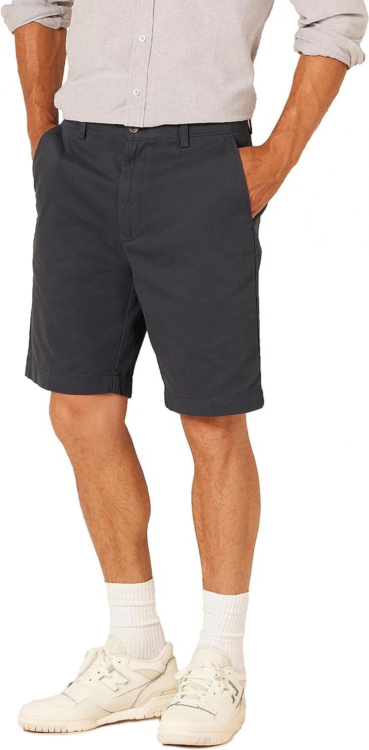 Amazon Essentials Men's Classic-Fit 9" Short