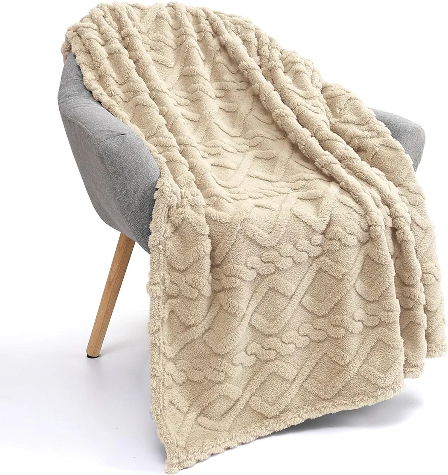 DEZANBO Twin Size Blanket for Bed: Soft Fleece Plush Sherpa - Fuzzy Fluffy Warm Cozy Lightweight 70x80 Inch Beige